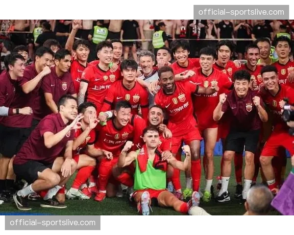 传闻:上海海港与一名现役巴西国脚中卫传出绯闻 传闻:上海海港与一名现役巴西国脚中卫传出绯闻